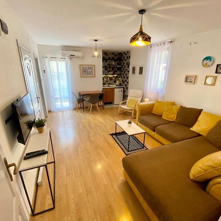 Apartments Rux De Luxe Бар Экстерьер фото