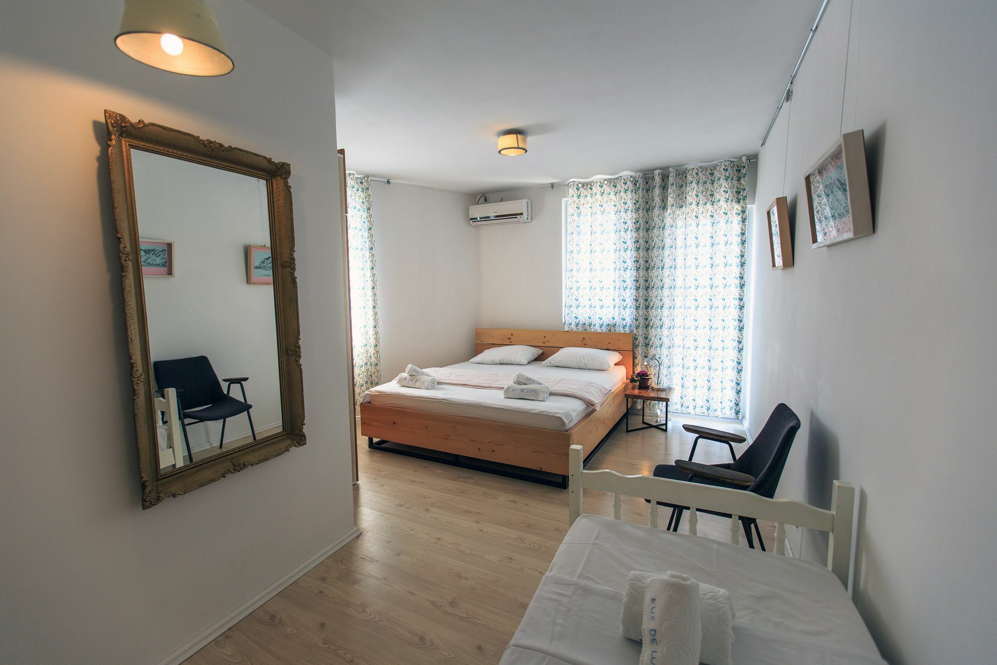 Apartments Rux De Luxe Бар Экстерьер фото